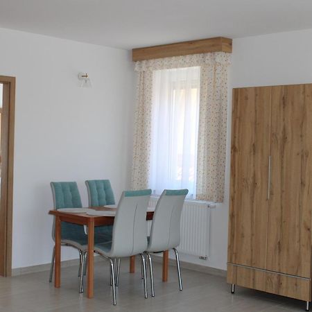 Mara Apartman Buek 外观 照片