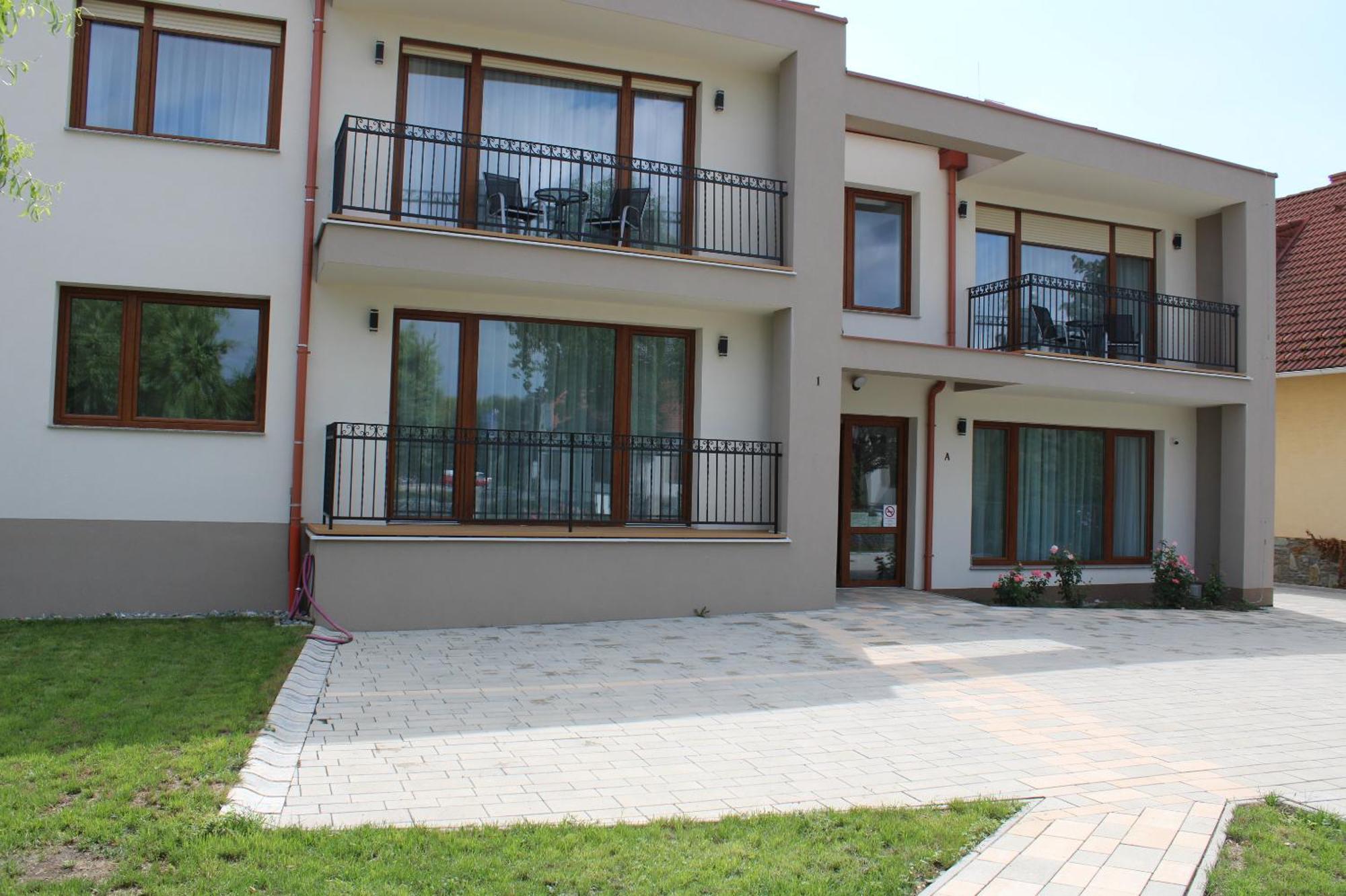 Mara Apartman Buek 外观 照片