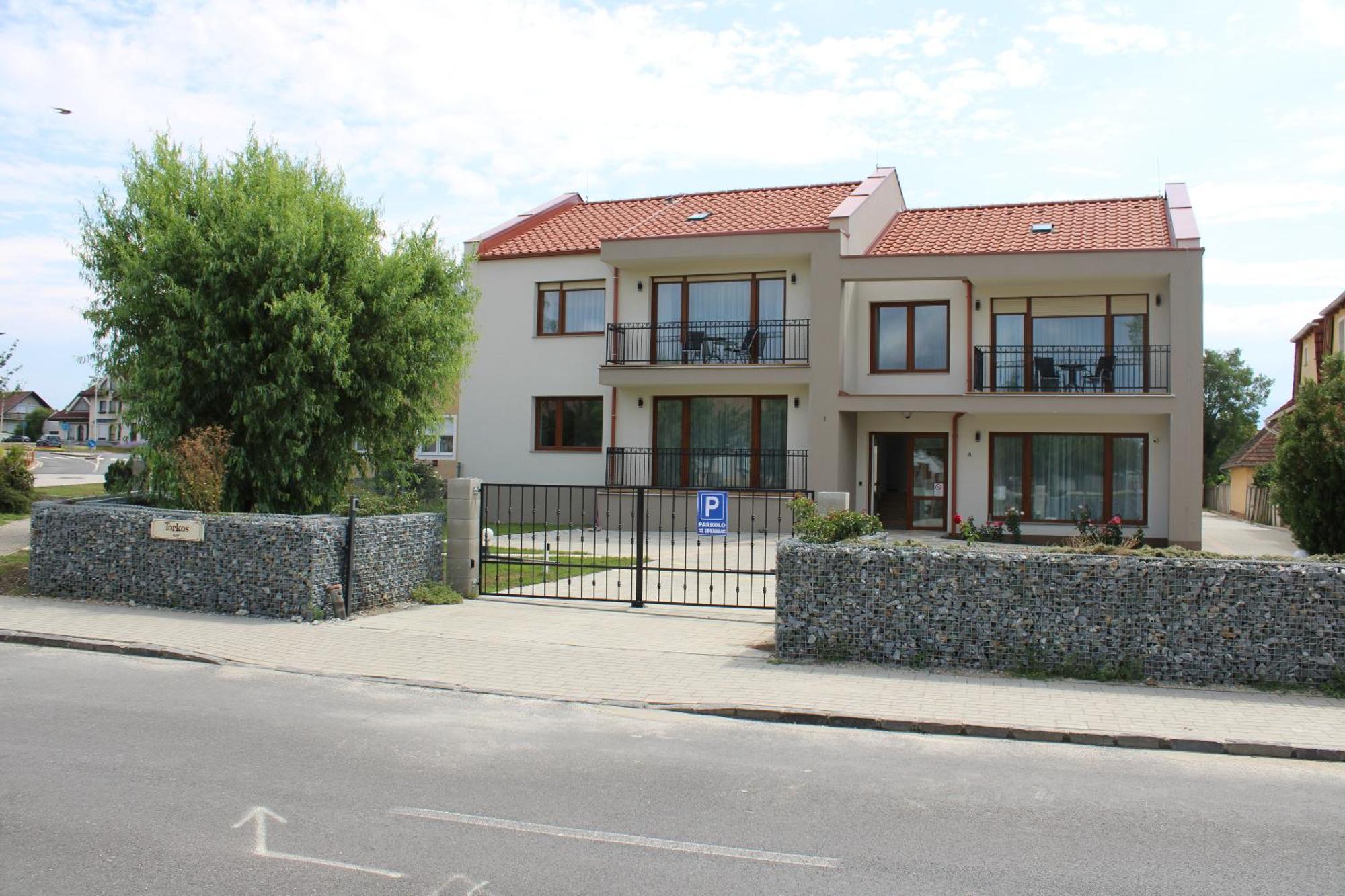 Mara Apartman Buek 外观 照片
